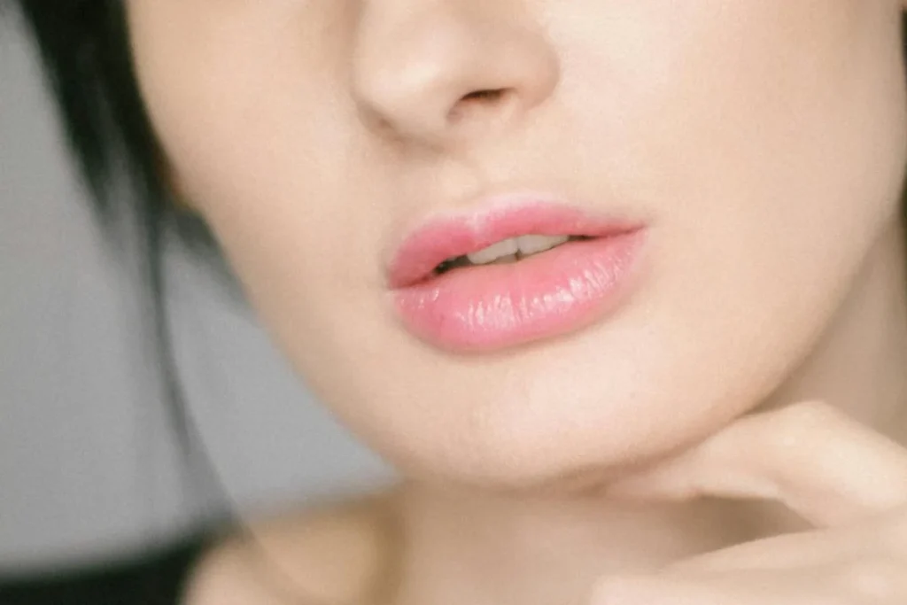 The hydrated lips of a woman